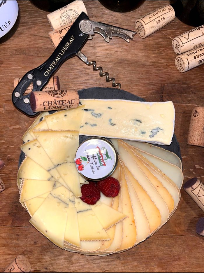 The RUSTIC :  Tastings & Mixed appetizer boards - Image 8